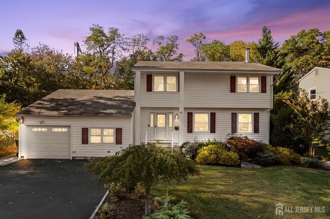 Primary Photo - 14 Mayling Ct