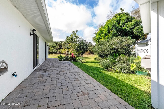 Building Photo - 145 Riverwalk Ct