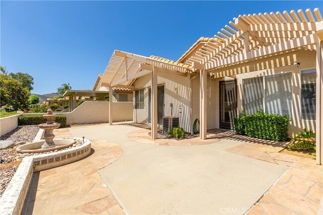 Building Photo - 721 Big Spring Dr