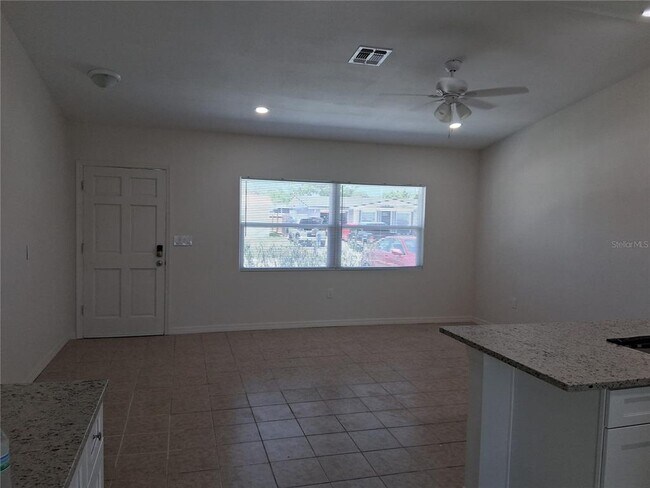 Building Photo - 5424 Drift Tide Dr