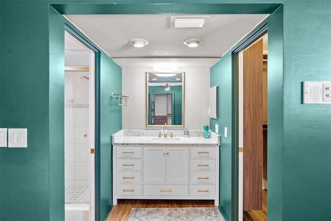 Building Photo - 1191 87th Ave N