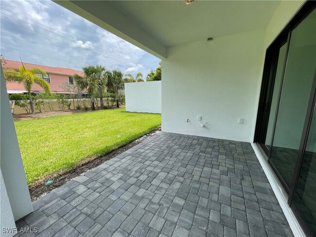 Building Photo - 14815 Loggerhead Dr