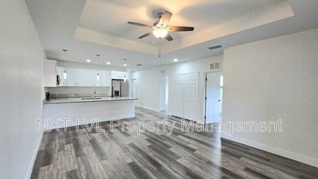 Building Photo - 5050 Jones Dr