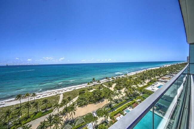 Building Photo - 10203 Collins Ave