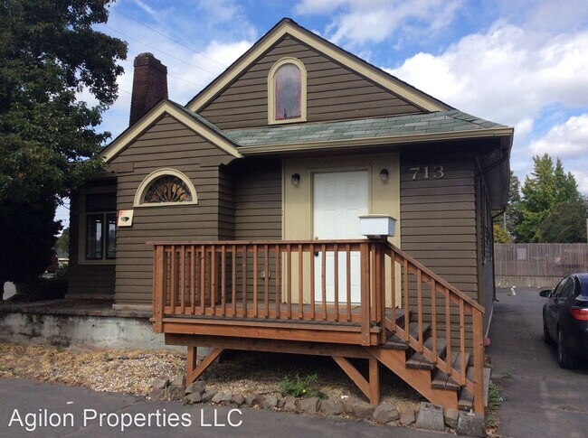 Primary Photo - 1 br, 1 bath House - 713 West Harrison St