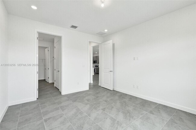 Building Photo - 3783 Harborside Ave