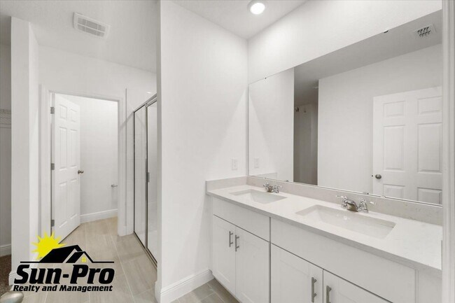 Building Photo - 178 Pitching Wedge Dr