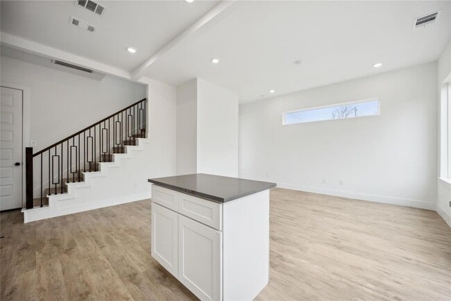 Building Photo - 8103 Calhoun Rd