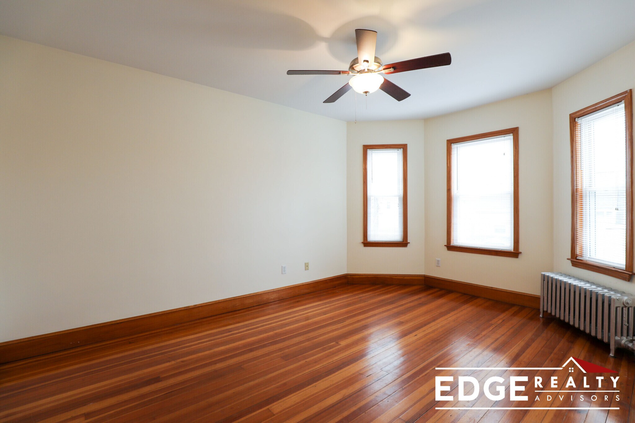 Building Photo - 12 Montcalm Ave