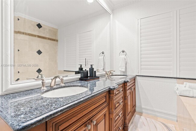 Building Photo - 18 Eleuthera Dr