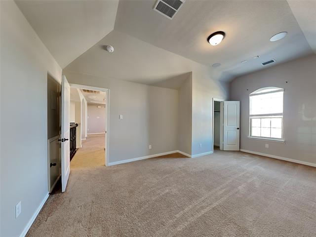 Building Photo - 1604 Vintage Ln