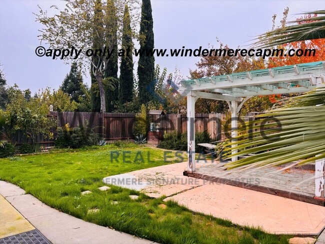 Building Photo - Bright & Spacious Two-Story home in Natomas Park!!