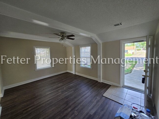 Primary Photo - Summer Special! First Month's Rent Free!