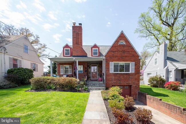 Primary Photo - 311 Timberwood Ave