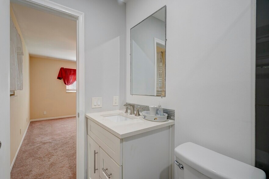 Building Photo - 1386 Fulmar Dr