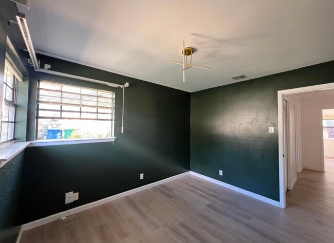 Building Photo - 4422 Meredith Woods St