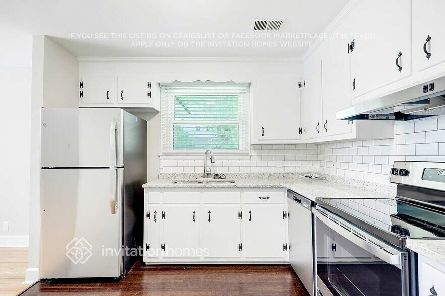 Building Photo - 631 Truxton Ct