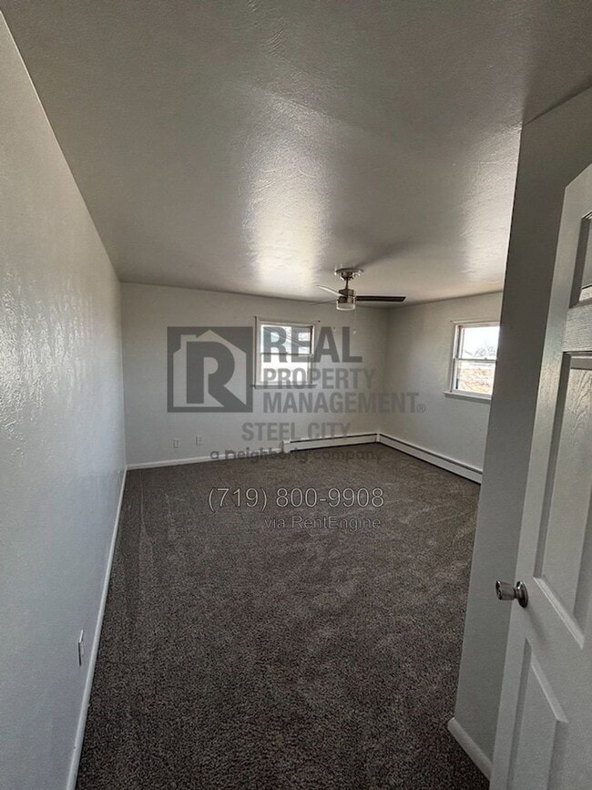 Building Photo - 25618 Everett Rd