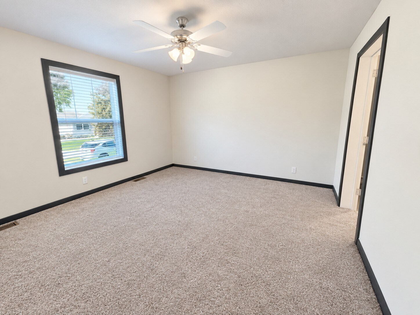 Building Photo - 2315 Ironwood Dr