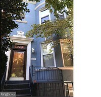 Building Photo - 2509 Cliffbourne Pl NW