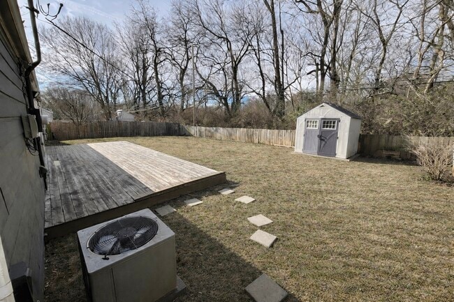 Building Photo - 7700 Norwood St