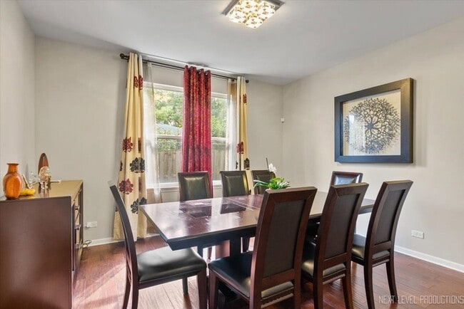 Building Photo - 73 W Illinois Ave