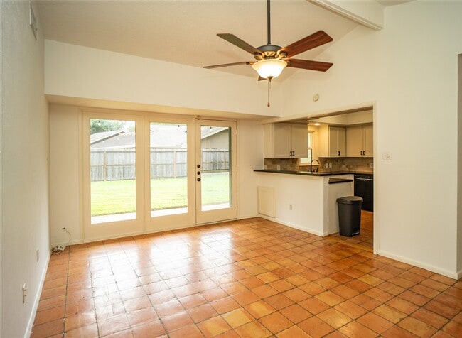 Building Photo - 4522 Briarbend Dr