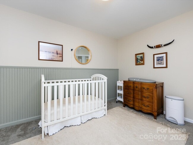 Building Photo - 7731 Ivy Hollow Dr