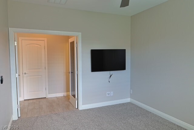 Building Photo - 531 Signal Peak St