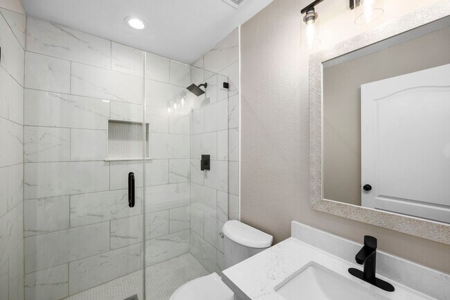 Building Photo - 21362 Beacon Springs Lane
