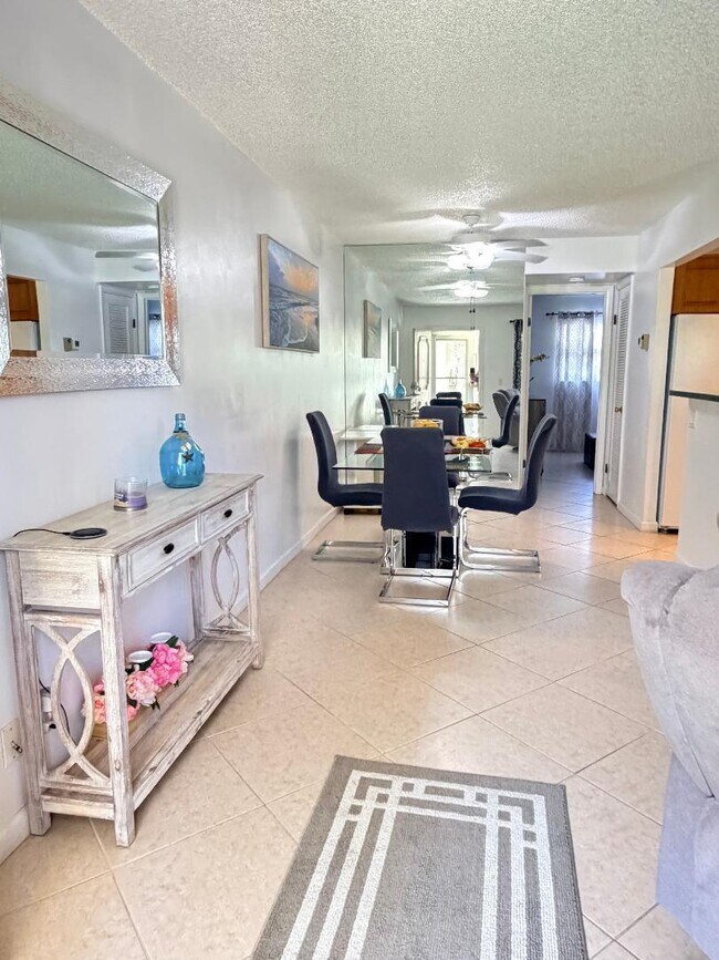 Building Photo - 638 Snug Harbor Dr