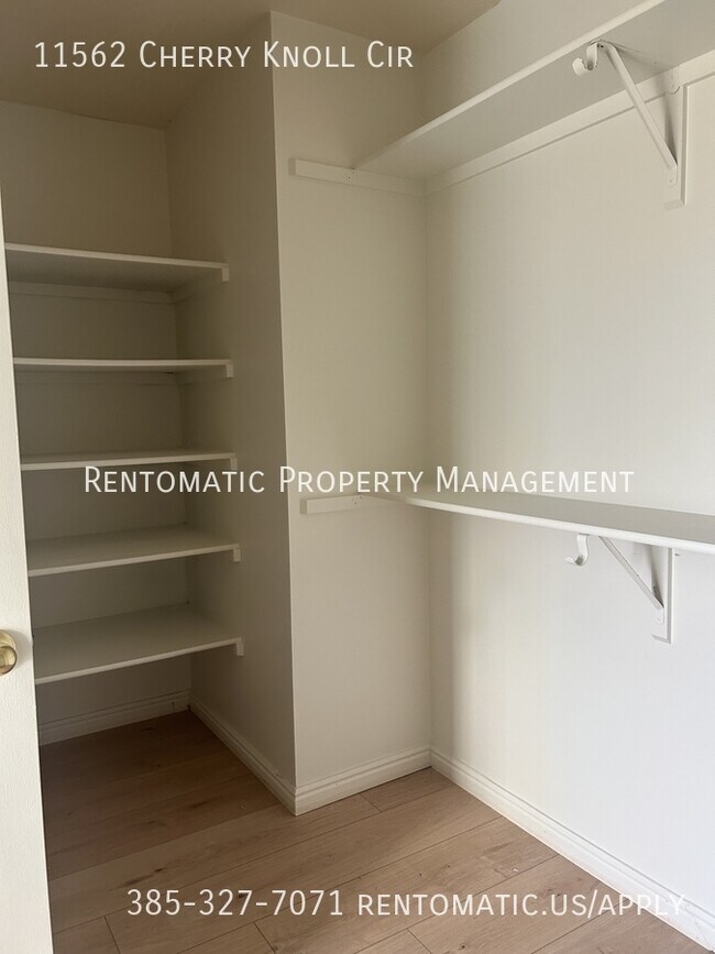 Building Photo - 11562 Cherry Knoll Cir