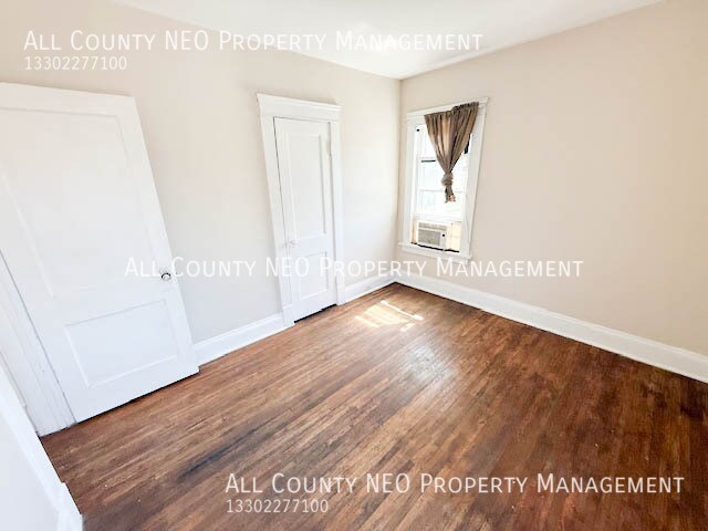 Building Photo - 3003 Portman Ave