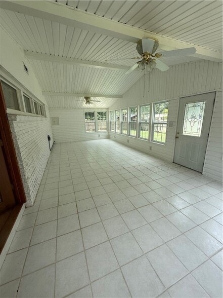 Building Photo - 1918 W Wedington Dr