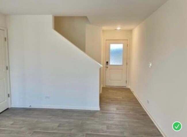 Building Photo - 1137 Amber Dr