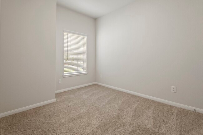 Building Photo - 8121 Sunberry Shadow Dr