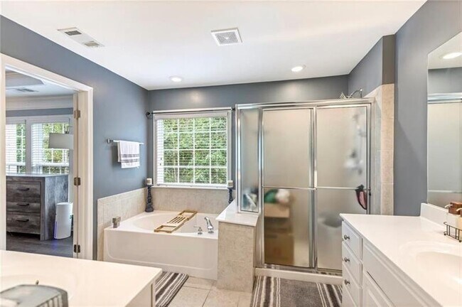 Building Photo - 4730 Wehunt Trail