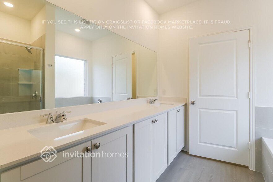 Building Photo - 1624 Boggy Crk Rnch Rd