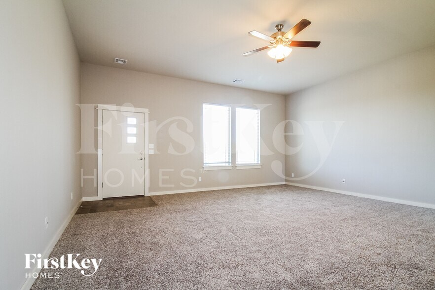 Building Photo - 1612 Penn Ln