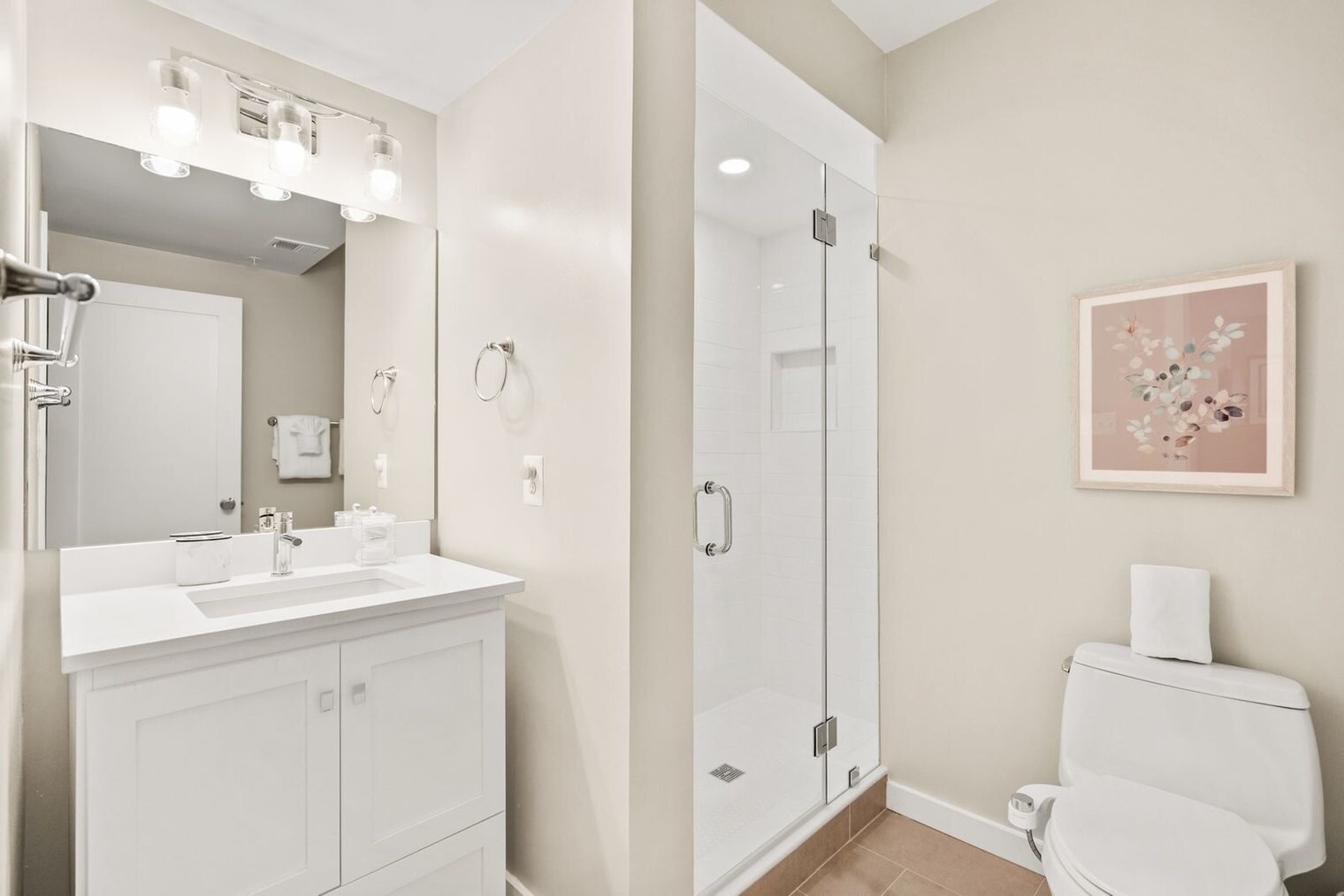 Building Photo - 418 D St SE