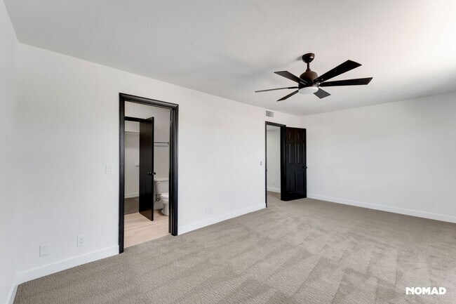 Building Photo - 2 Spacious Primary suites Townhome in Tempe