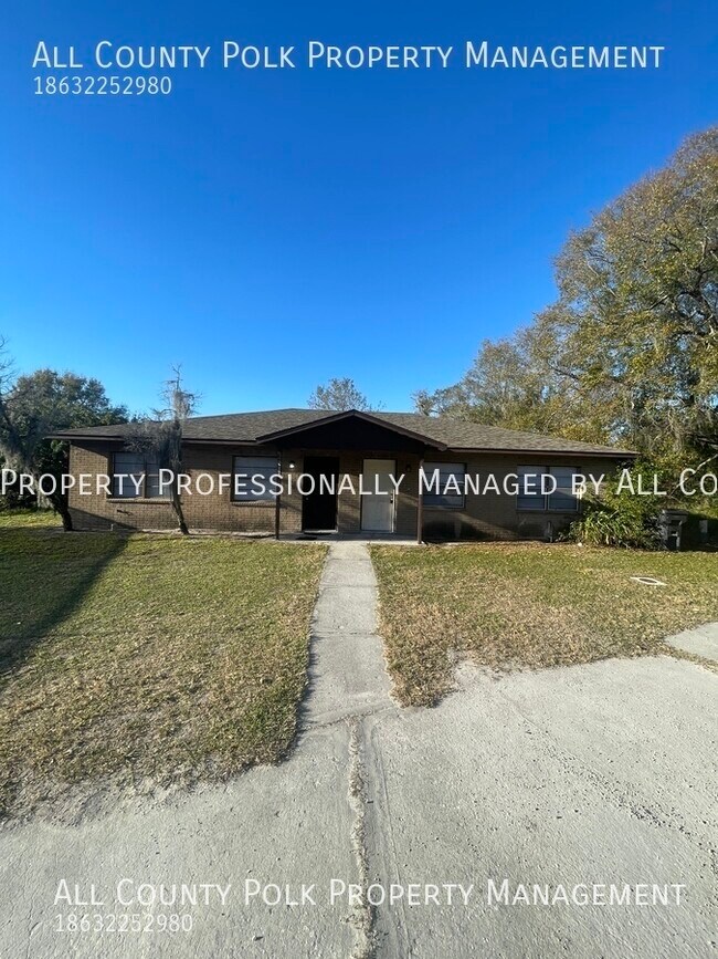 2 Bedroom, 1 Bath Duplex For Lease in Lake... 29342938 8 Iron Dr