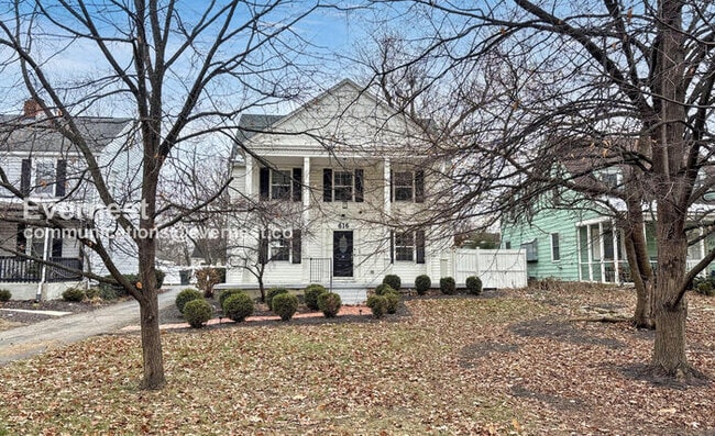 Building Photo - 616 Eastmoor Blvd