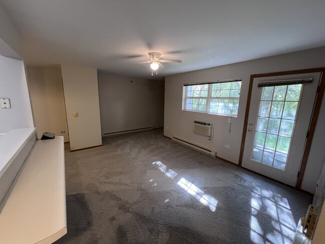 Building Photo - 330 Cunat Blvd