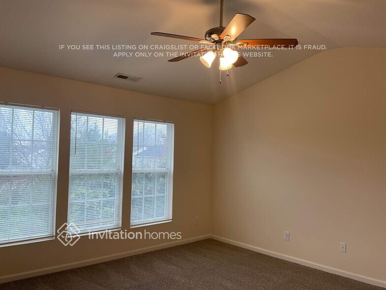 Building Photo - 5012 Babbling Brook Dr