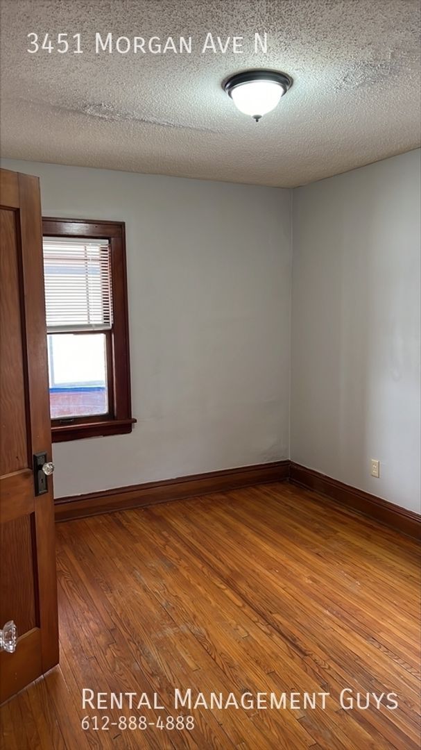 Building Photo - 3451 N Morgan Ave