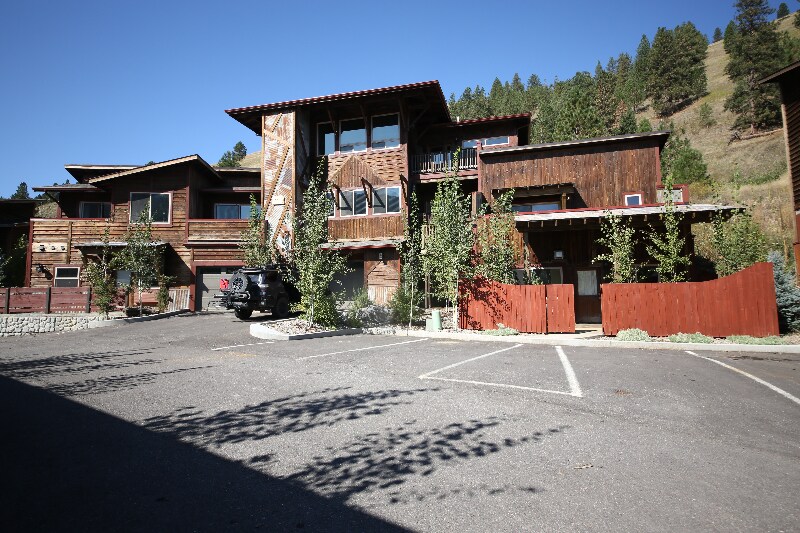 Building Photo - 751 Sun Pillar Loop