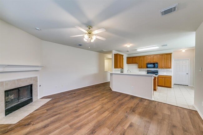 Building Photo - 9121 Portage Ln