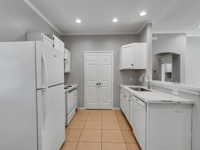 Building Photo - 104 Longstreet Rd