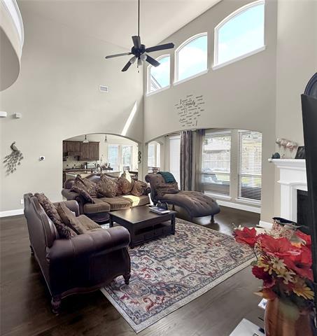 Building Photo - 5509 Dimebox Dr